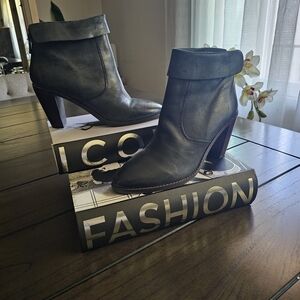 Lucky Brand Dark Gray Ankle Boots